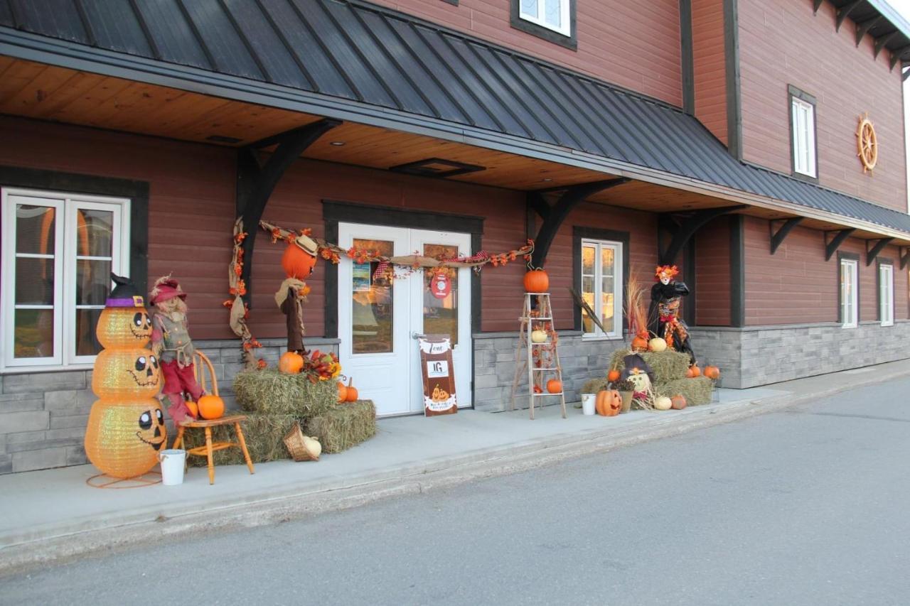 Sainte Anne-des-Chênes 伐波老宾馆酒店 外观 照片